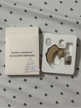 Behind-the-Ear Hearing Aid Accessory Earphone